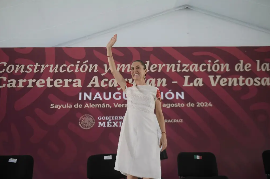 En Veracruz, Sheinbaum promete nunca traicionar a AMLO