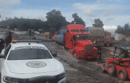 Cierre en autopista de Veracruz por deslizamiento de tierra. Toma precaución
