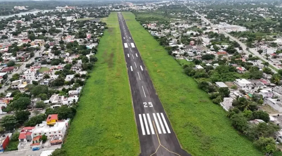 Marina reabre aeropista Fausto Vega Santander, en Tuxpan, Veracruz