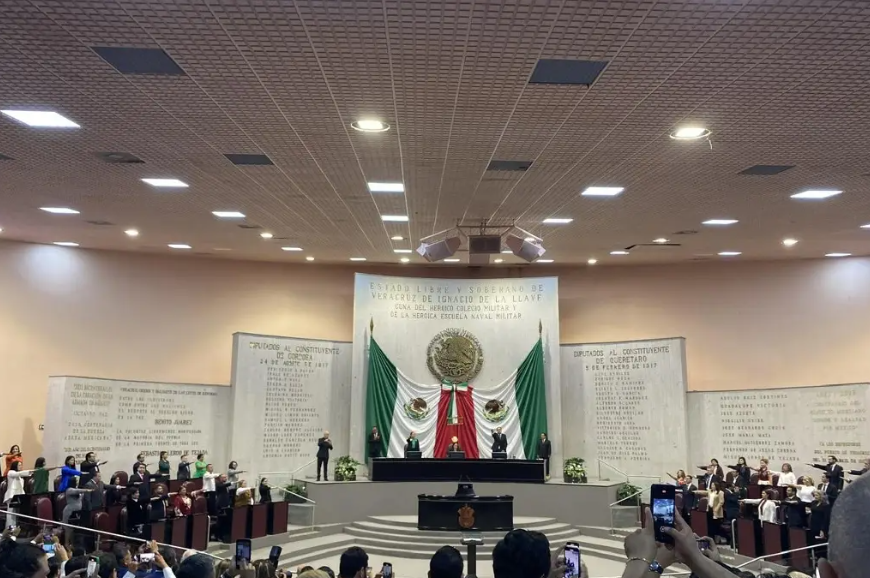 Con mayoría de Morena inicia actividades el nuevo Congreso del Estado de Veracruz