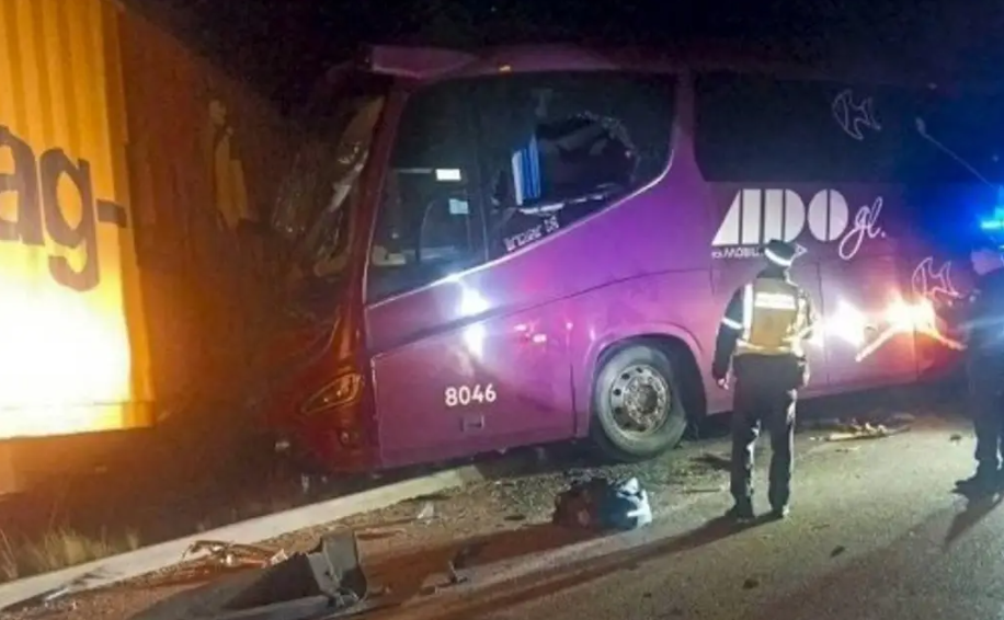 Van 8 muertos por accidente en la Perote - Xalapa