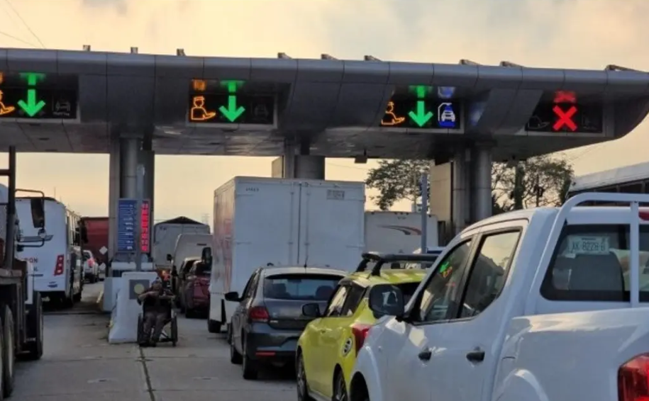 Afirman que retiro de caseta al sur de Veracruz ayudará a reactivar la economía