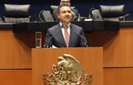 Yunes Márquez revela que guardará de recuerdo su credencial de Morena