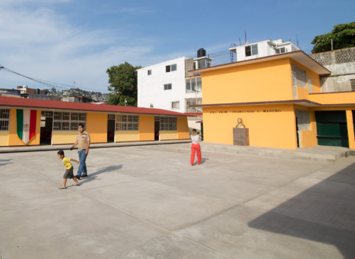 300 escuelas con daños y casi 400 mil estudiantes sin clases al norte de Veracruz