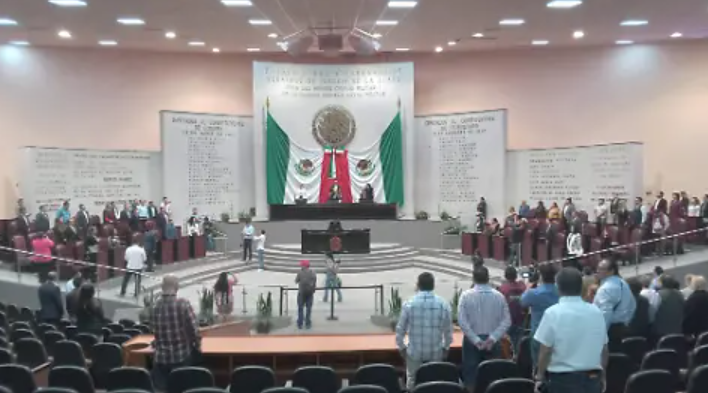 Aprueban que deudores alimentarios no puedan acceder a cargos en el servicio público en Veracruz