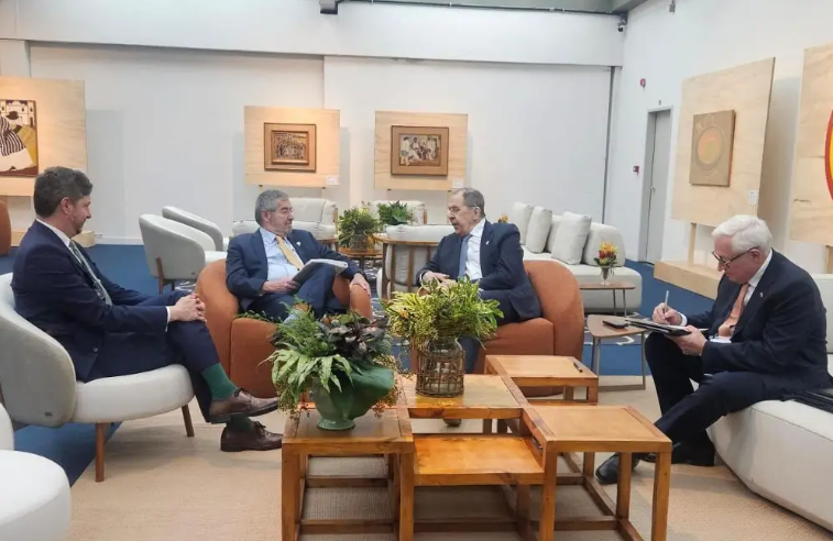 Se reúne canciller de México con representantes de la India, Rusia y Tailandia, en cumbre de los BRICS