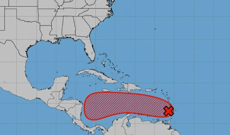 Aumenta probabilidad de que el Disturbio Tropical 98L se convierta en huracán