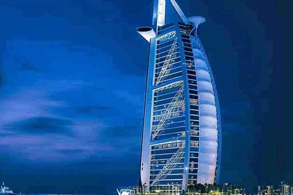 Hay 56 queretanos que buscan salir de Dubái tras ataques de Irán; están resguardados en embajada