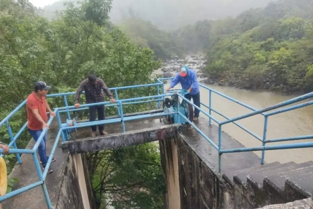 Cerrar válvulas de Yuribia en el sur sería delito federal: Nahle