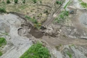 Lluvias colapsan puente provicinal que conectaba Veracruz con Puebla