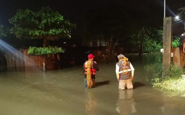 Activan Plan DN-III-E en Isla, Veracruz, por inundaciones a causa de lluvias
