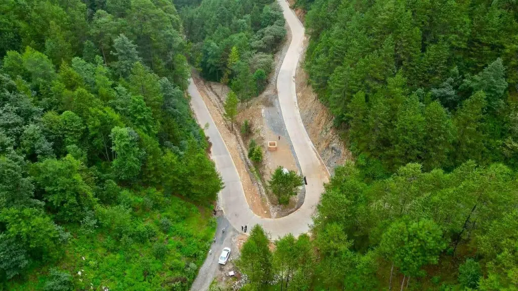 Inauguran tramos carreteros en la Sierra de Zongolica en Veracruz