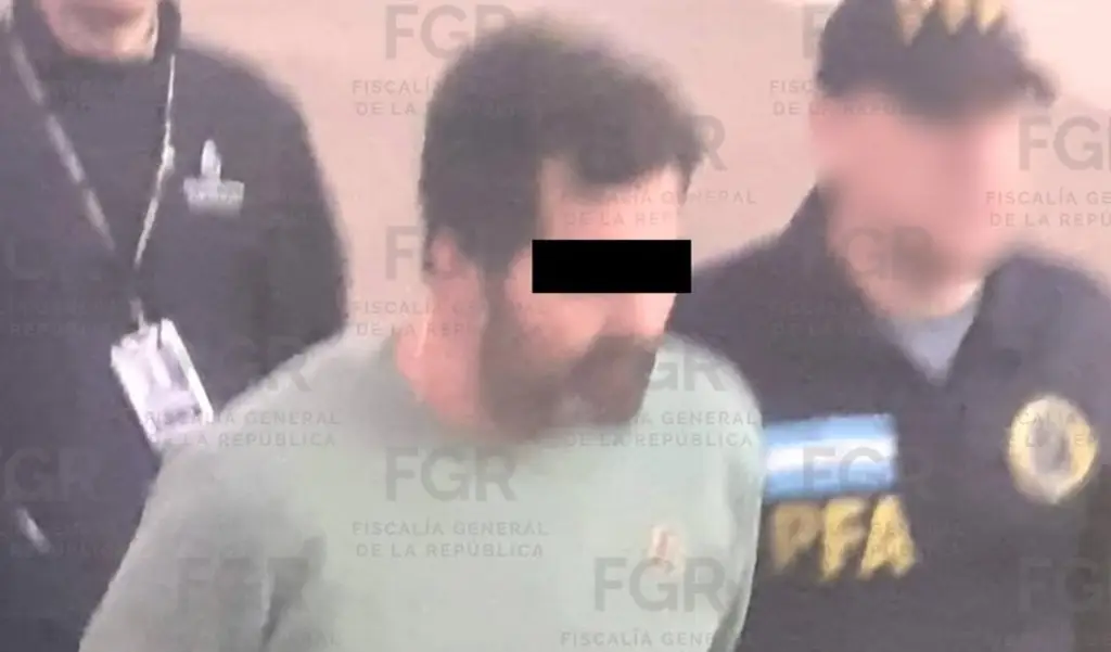Contralmirante fue expulsado de Argentina y será mandado al Altiplano: FGR