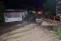 Lluvias desbordan arroyo e inundan 50 viviendas en Coyutla
