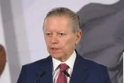 Orden de aprehensión no impide ser candidato: Zaldívar