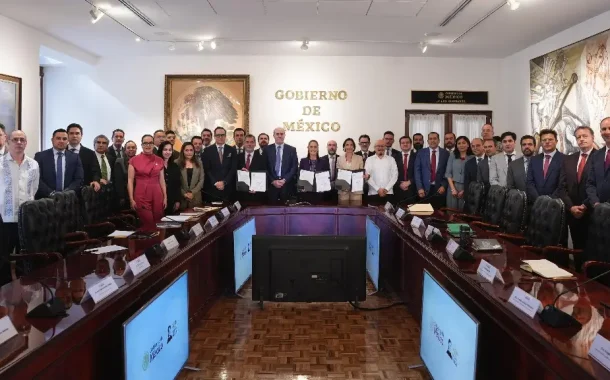 Renueva Sheinbaum acuerdo con gasolineros para contener precios