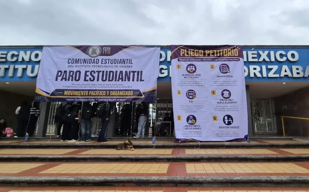 Alumnos del Tecnológico de Orizaba  toman plantel