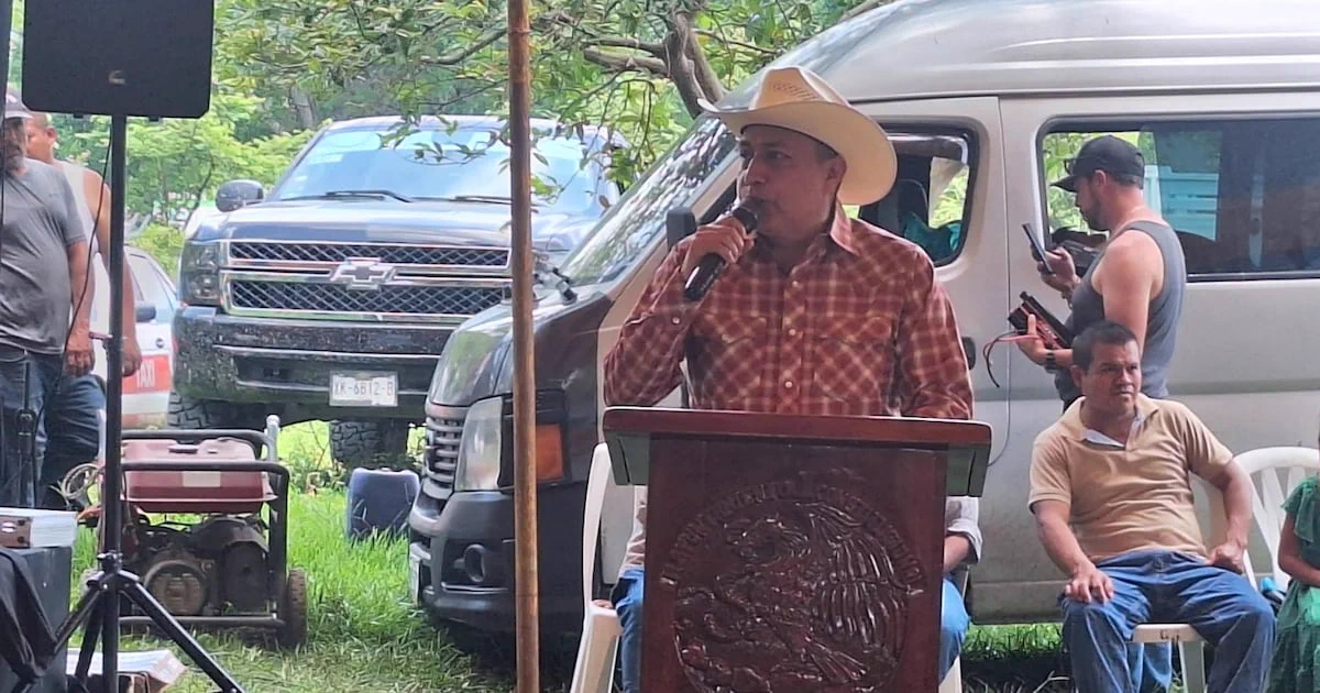Fiscalía de Veracruz busca a alcalde de Coahuitlán por realizar disparos en fiesta patronal