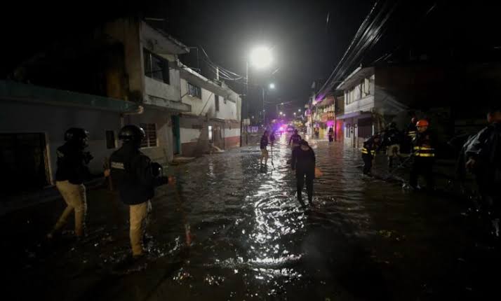 Intensas lluvias en Xalapa acumularon 136 milímetros y dejan saldo trágico