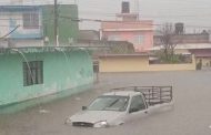 Lluvias dejan dos muertos, daños en 60 viviendas y 43 colonias de Xalapa: Nahle