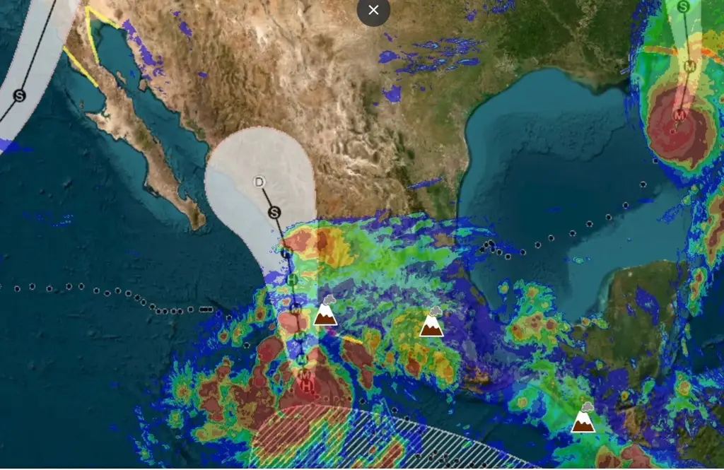 Huracán 'Simon' se intensifica a categoría 2 pronostican lluvias torrenciales