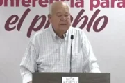 Gobernador de Baja California Sur rompe en llanto al defender a su hija Marcela Castro