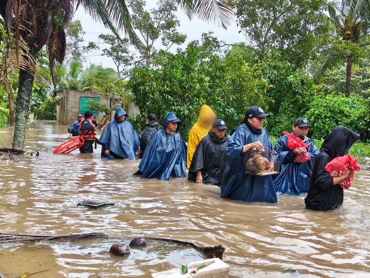 PC evacua zonas bajas cercanas a ríos al sur de Veracruz